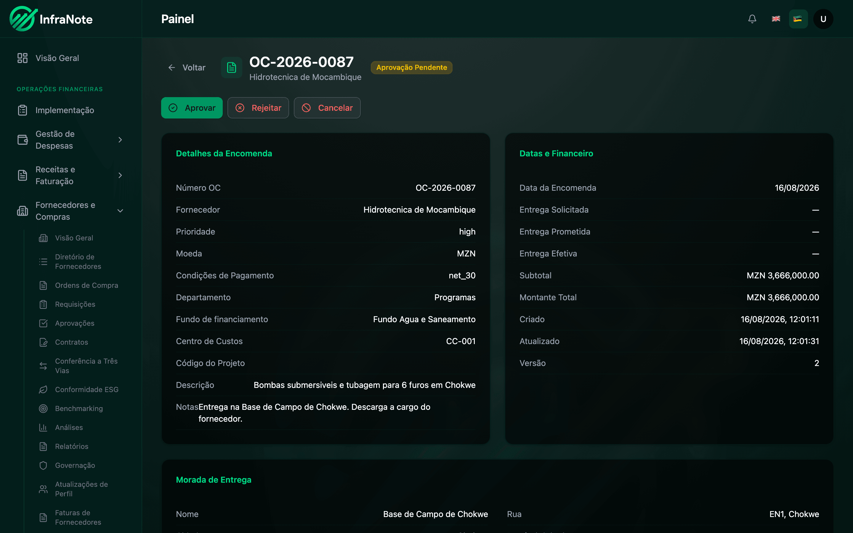 Detalhe de uma ordem de compra com fornecedor, total em MZN, condições de pagamento, fundo de financiamento, centro de custo e acções de aprovação pendente